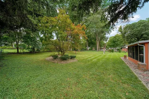 Exterior - 1241 E Oregon, Adrian, MI 49221 photo 12 of 23