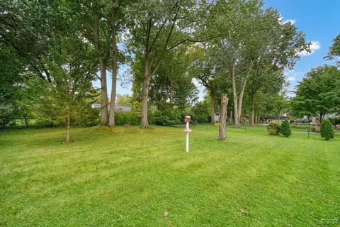Exterior - 1241 E Oregon, Adrian, MI 49221 photo 20 of 23