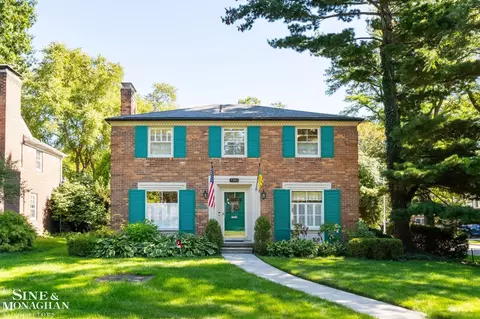 1302 Yorkshire, Grosse Pointe Park, MI 48230