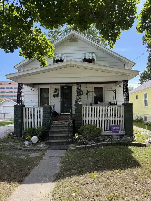 2002 11th, Bay City, MI 48708