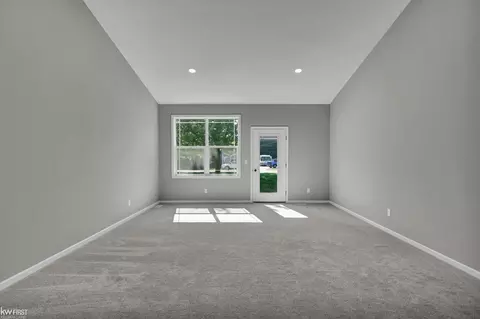 Living - 11130 Brahms, Davison, MI 48423 photo 2 of 2