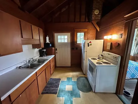 Kitchen - 130 Hillcrest, Harrison, MI 48625 photo 2 of 2