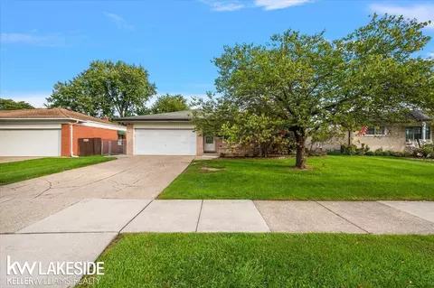 13747 Joyce, Warren, MI 48088