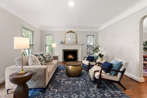 Living - 752-754 Neff, Grosse Pointe, MI 48230 photo 1 of 3