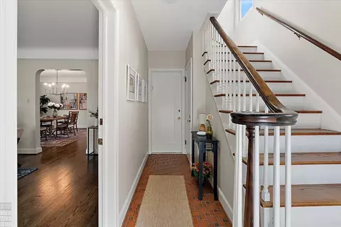 Entry Way - 752-754 Neff, Grosse Pointe, MI 48230 photo 1 of 1