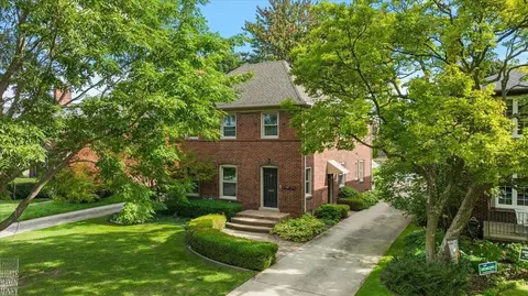 Exterior - 752-754 Neff, Grosse Pointe, MI 48230 photo 2 of 4