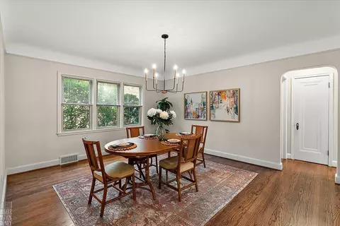 Dining - 752-754 Neff, Grosse Pointe, MI 48230 photo 1 of 2