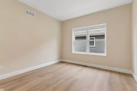 Bedroom - 39159 Chart, Harrison Township, MI 48045 photo 4 of 5
