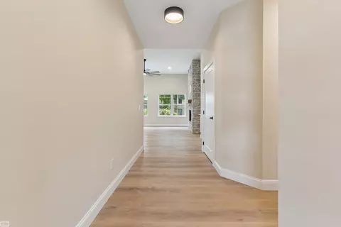 Entry Way - 39159 Chart, Harrison Township, MI 48045 photo 2 of 3