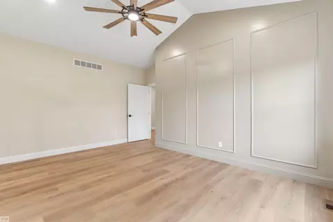 Bedroom - 39159 Chart, Harrison Township, MI 48045 photo 3 of 5
