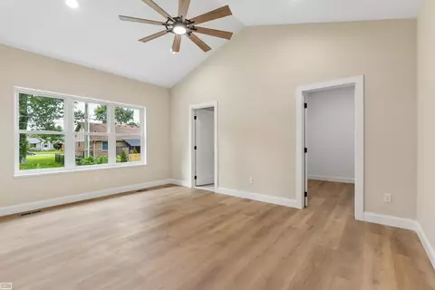 Bedroom - 39159 Chart, Harrison Township, MI 48045 photo 5 of 5
