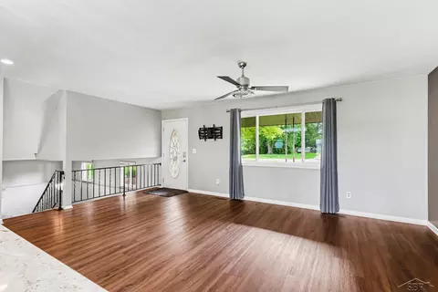 Living - 12759 Cimarron, Birch Run, MI 48415 photo 2 of 4