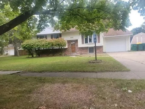 3026 Yorkshire, Bay City, MI 48706