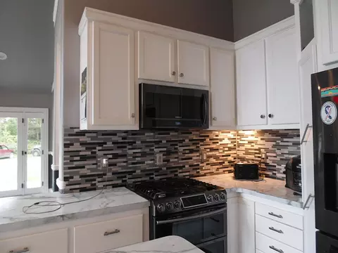 Kitchen - 3237 Grass Lk, Gladwin, MI 48624 photo 5 of 7