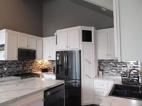 Kitchen - 3237 Grass Lk, Gladwin, MI 48624 photo 3 of 7