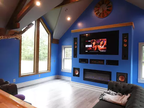 Living - 3237 Grass Lk, Gladwin, MI 48624 photo 4 of 8