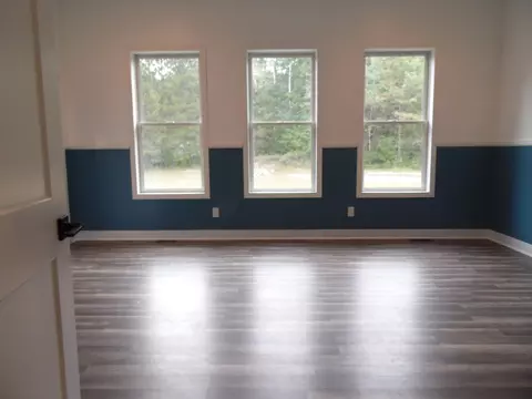 Bedroom - 3237 Grass Lk, Gladwin, MI 48624 photo 4 of 14