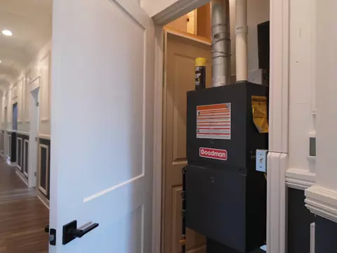 Entry Way - 3237 Grass Lk, Gladwin, MI 48624 photo 6 of 8