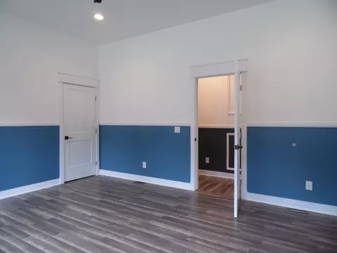 Bedroom - 3237 Grass Lk, Gladwin, MI 48624 photo 7 of 14