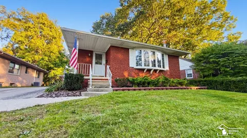 Exterior - 652 Godfroy, Monroe, MI 48162 photo 3 of 6