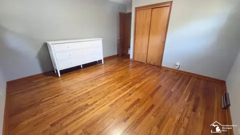 Bedroom - 652 Godfroy, Monroe, MI 48162 photo 4 of 7