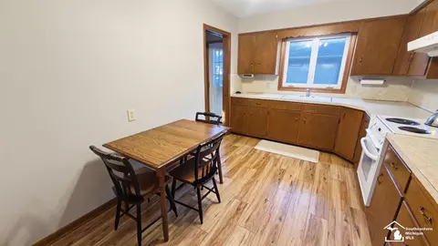 Kitchen - 652 Godfroy, Monroe, MI 48162 photo 3 of 3