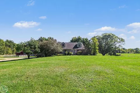 1090 Thayer, Groveland, MI 48462