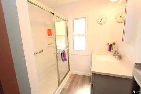 Bath - 404 Union, Monroe, MI 48161 photo 2 of 2