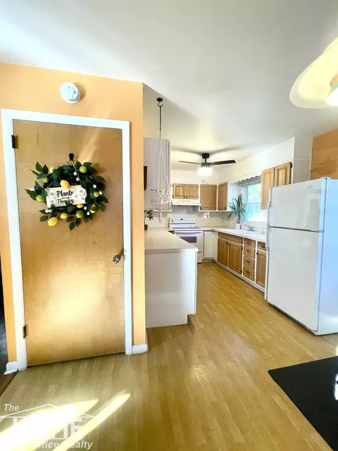 Kitchen - 918 Dingwall, Owosso, MI 48867 photo 5 of 5