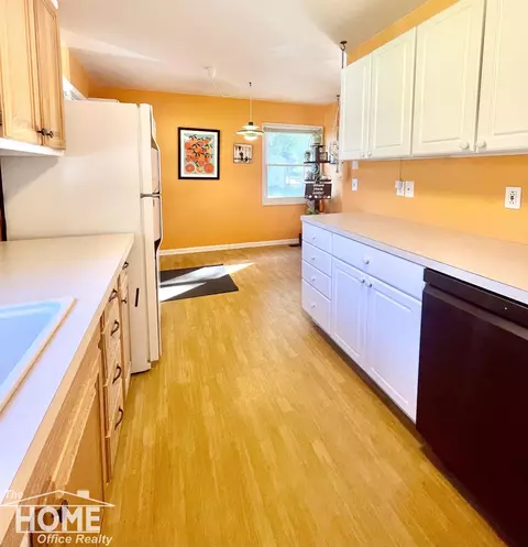 Kitchen - 918 Dingwall, Owosso, MI 48867 photo 1 of 5