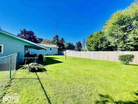Exterior - 918 Dingwall, Owosso, MI 48867 photo 5 of 6