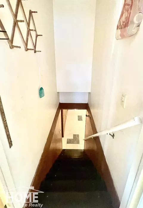 Entry Way - 918 Dingwall, Owosso, MI 48867 photo 3 of 4