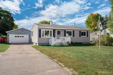 35 E Blueberry, Gwinn, MI 49841