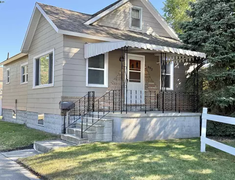 802 State, Bay City, MI 48706