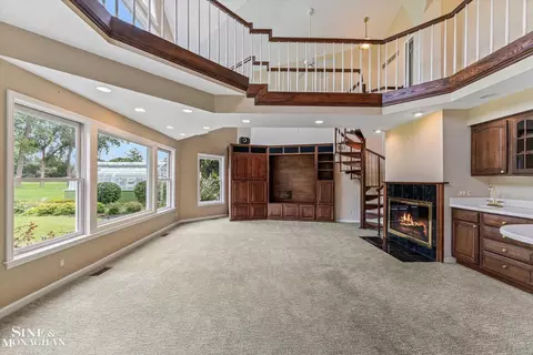 Living - 376 Chalfonte, Grosse Pointe Farms, MI 48236 photo 2 of 4