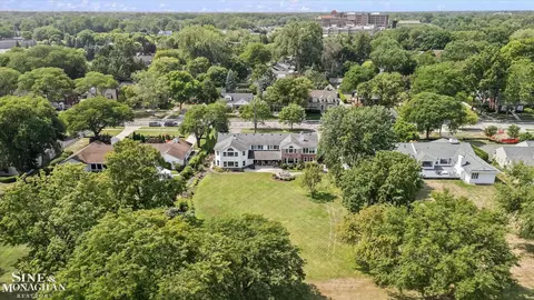 View/Area - 376 Chalfonte, Grosse Pointe Farms, MI 48236 photo 5 of 5