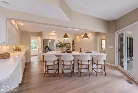Kitchen - 376 Chalfonte, Grosse Pointe Farms, MI 48236 photo 1 of 4