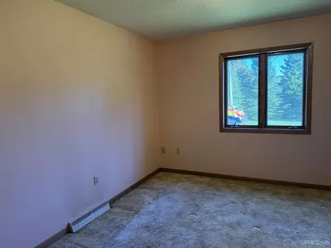 Bedroom - 608 Neidhold, Wakefield, MI 49968 photo 3 of 5