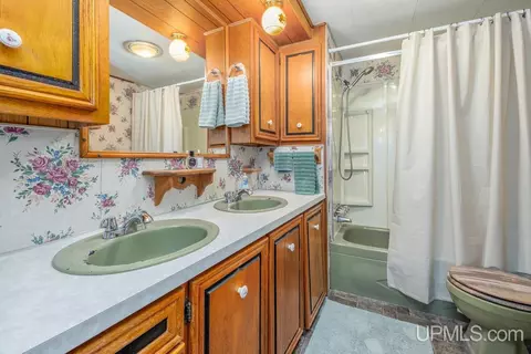 Bath - 3691 K, Bark River, MI 49807 photo 1 of 1