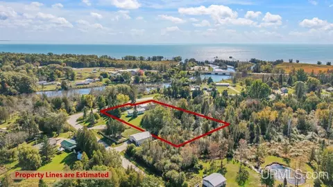 View/Area - 3691 K, Bark River, MI 49807 photo 3 of 6