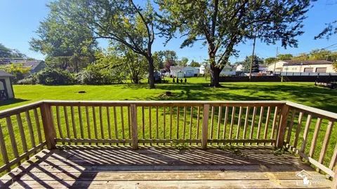 Exterior - 40 Kessler, Monroe, MI 48162 photo 5 of 6