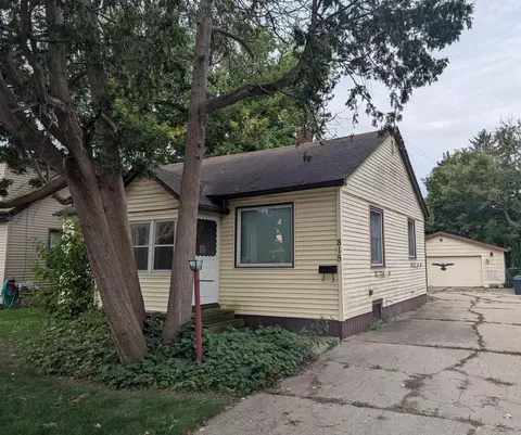 815 B, Saginaw, MI 48602