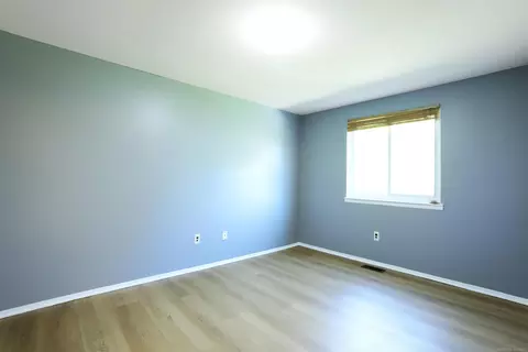 Bedroom - 5181 Fredrick, Sterling Heights, MI 48310 photo 3 of 8