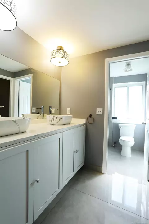 Bath - 5181 Fredrick, Sterling Heights, MI 48310 photo 2 of 5