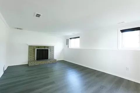 Living - 5181 Fredrick, Sterling Heights, MI 48310 photo 7 of 7