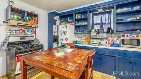 Kitchen - 2011 N 16th, Escanaba, MI 49829 photo 1 of 2
