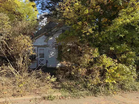 Exterior - 709 Park, Ishpeming, MI 49849 photo 12 of 13