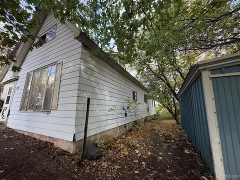 Exterior - 709 Park, Ishpeming, MI 49849 photo 3 of 13