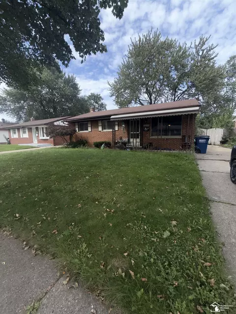 30744 Birchwood, Westland, MI 48186