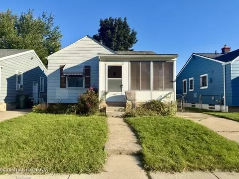 1771 University, Ferndale, MI 48220